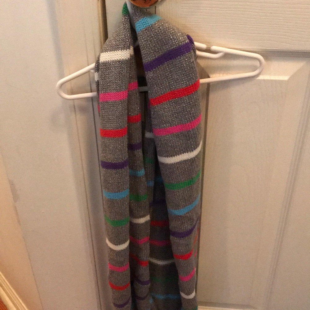 Infinity scarf